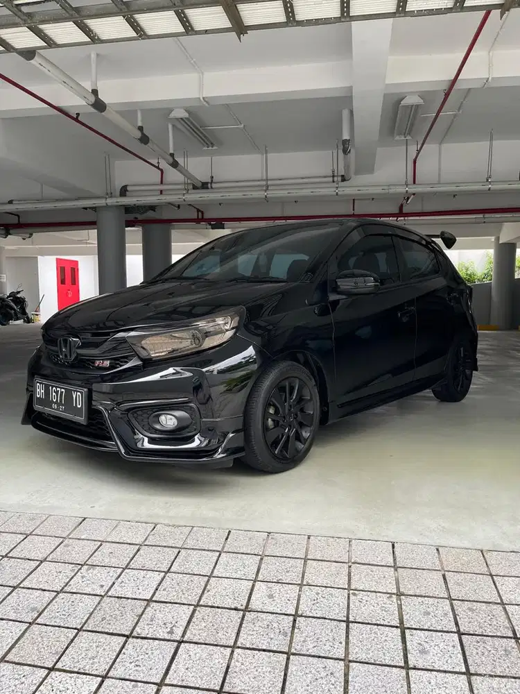 Honda Brio RS Urbanite 2022 Full Black (Limited Edition)