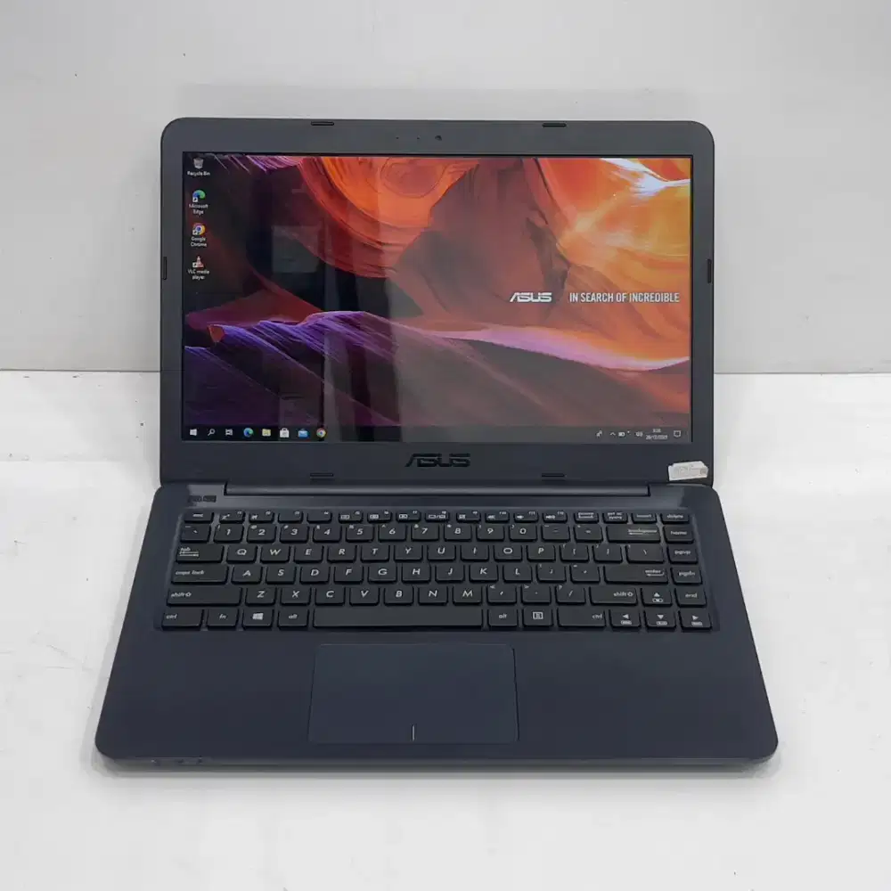 Jual Asus vivobook E402YA AMD E2 RAM4/HDD 1TB