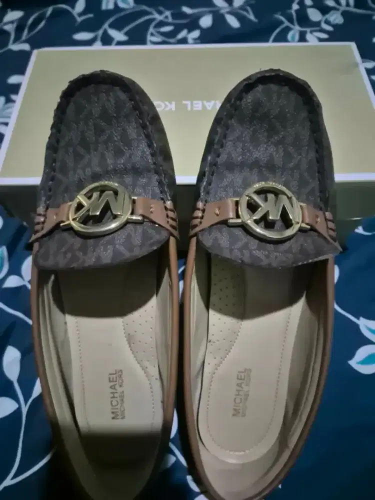 Sepatu Michael Kors Ori