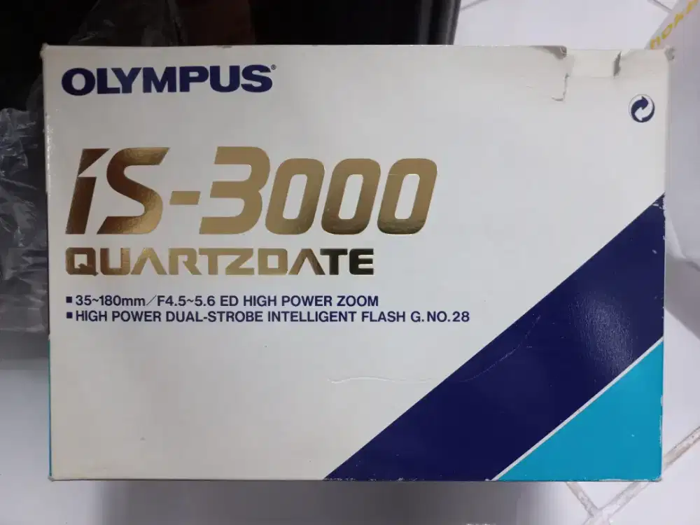 Kamera Olympus IS-3000