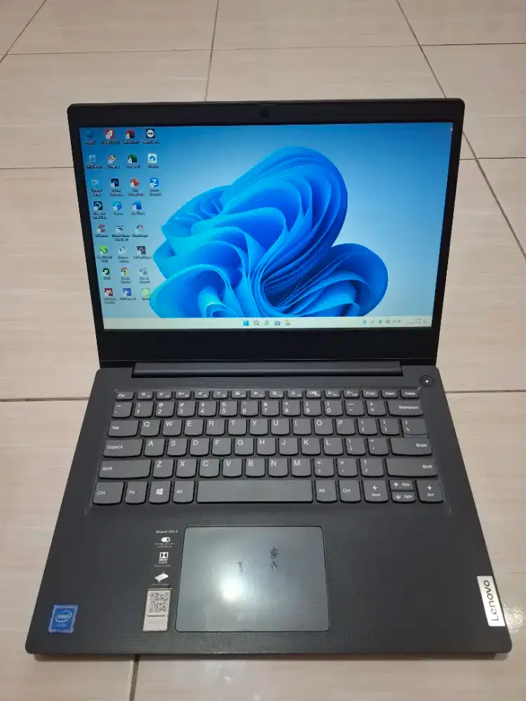 Laptop lenovo celeron N4020 Ram 4 gb ssd 256 gb