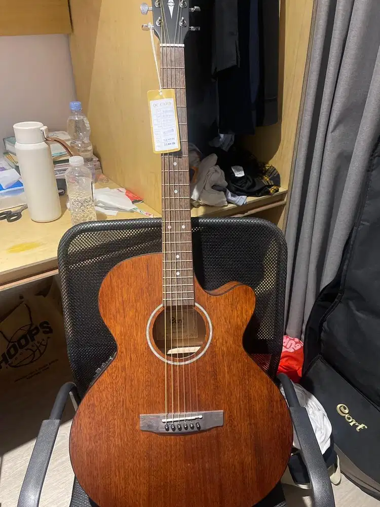 GITAR CORT SFX-MEM OP