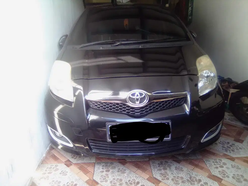 Toyota Yaris 2011 Bensin