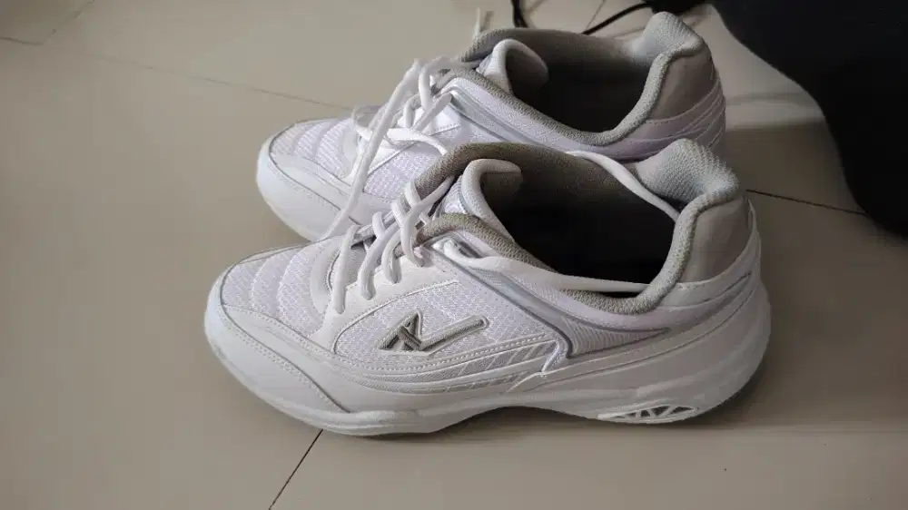 SEPATU BADMINTON TENIS PADEL PRO ATT