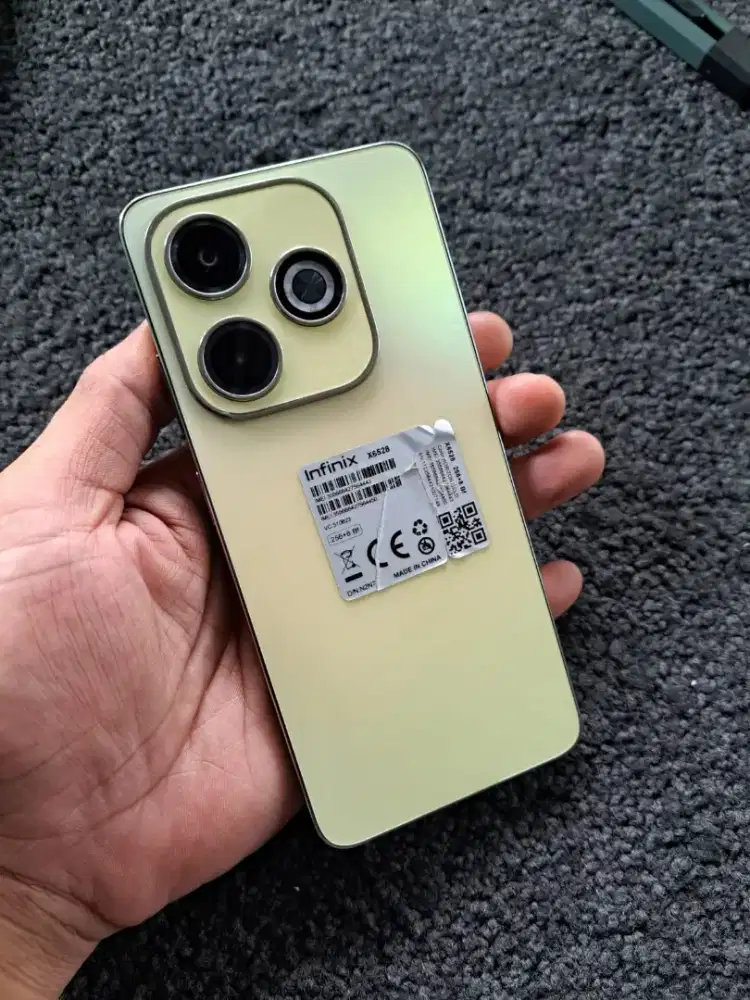 Infinix hot 40 ram 8/256 mulus no minus hp charger