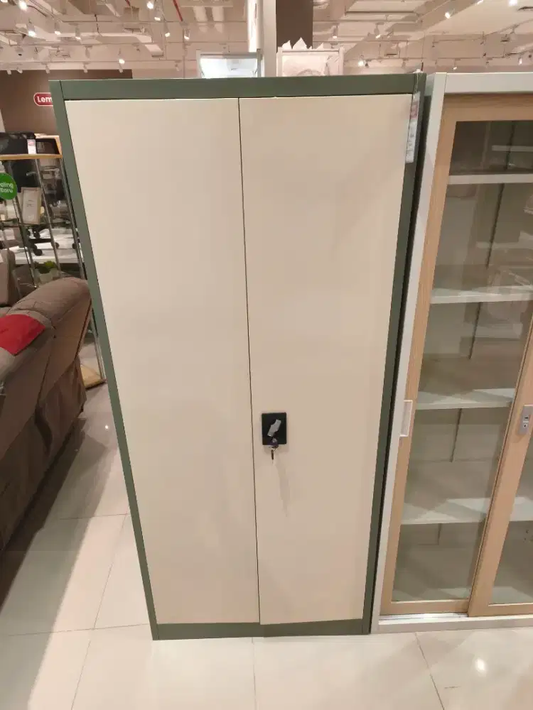 Lemari Arsip Metal Murah