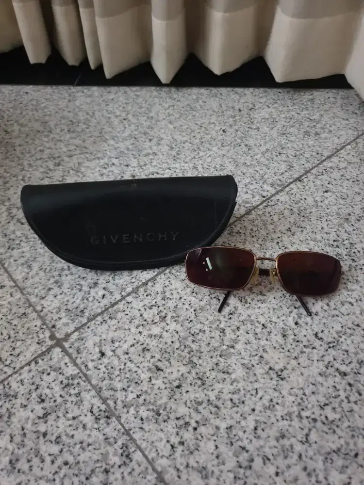 Givenchy Vintage