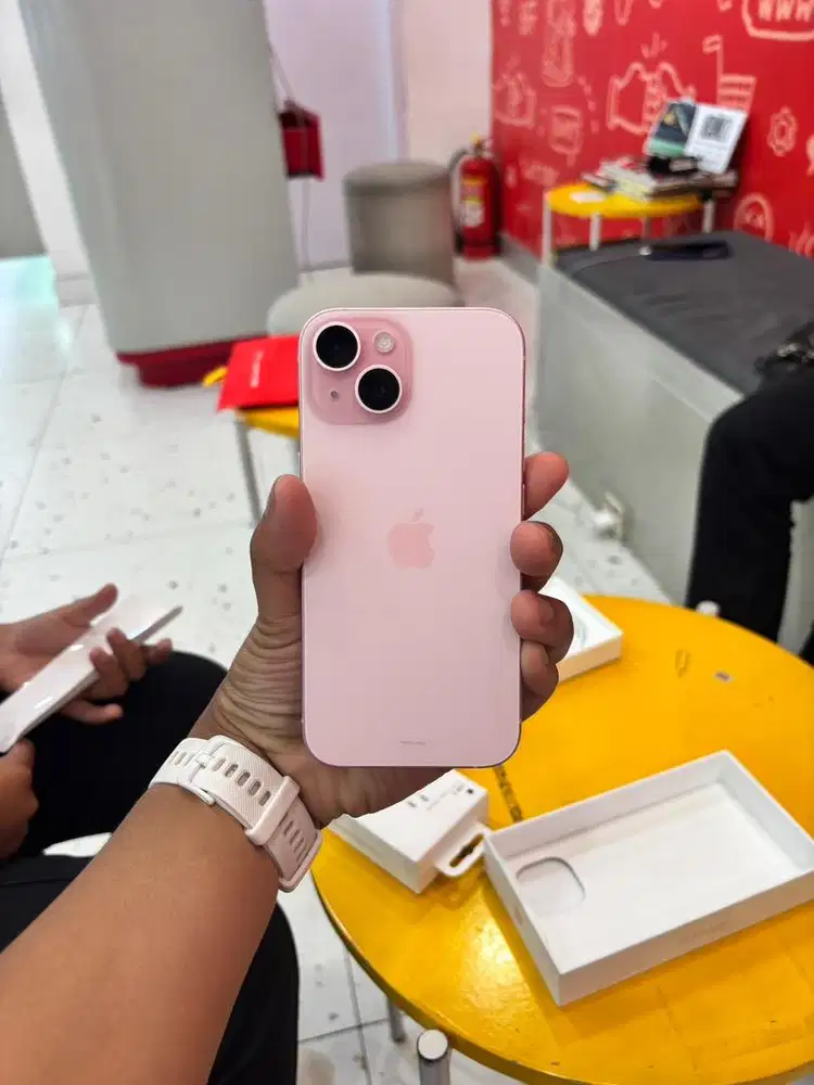 IPHONE 15 BASIC PINK