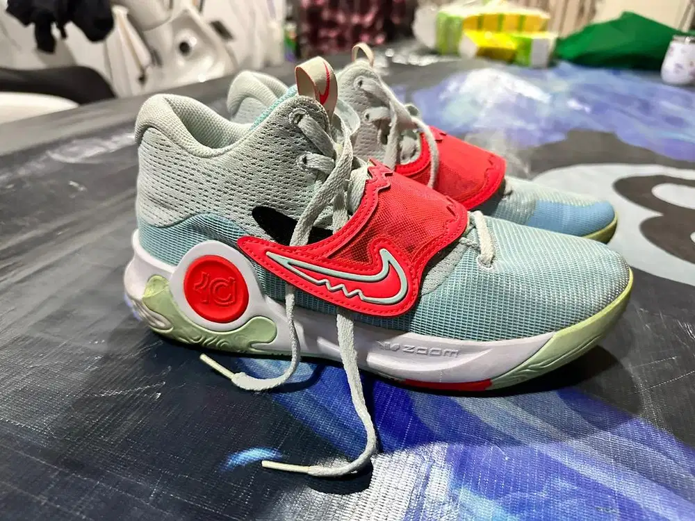 Dijual Sepatu Baru pakai sekali Original Nike KE Trey 42 Blue Chill