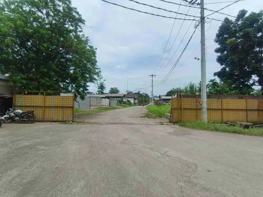 Gudang akses Container 40ft dalam Kawasan, di Kp Gandoang, Cileungsi-Jonggol