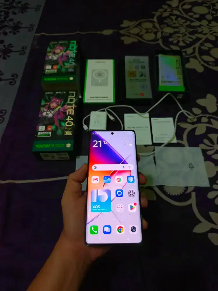 Infinix Note 40 Pro Plus 5G RAM 12+12/256GB Fullset Garansi Aktif