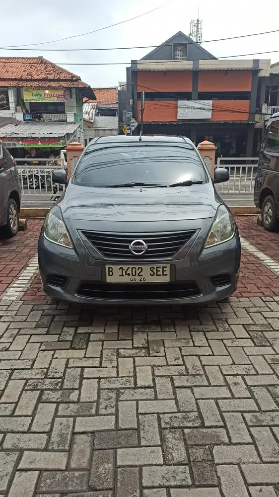Nissan Almera 2014 Bensin