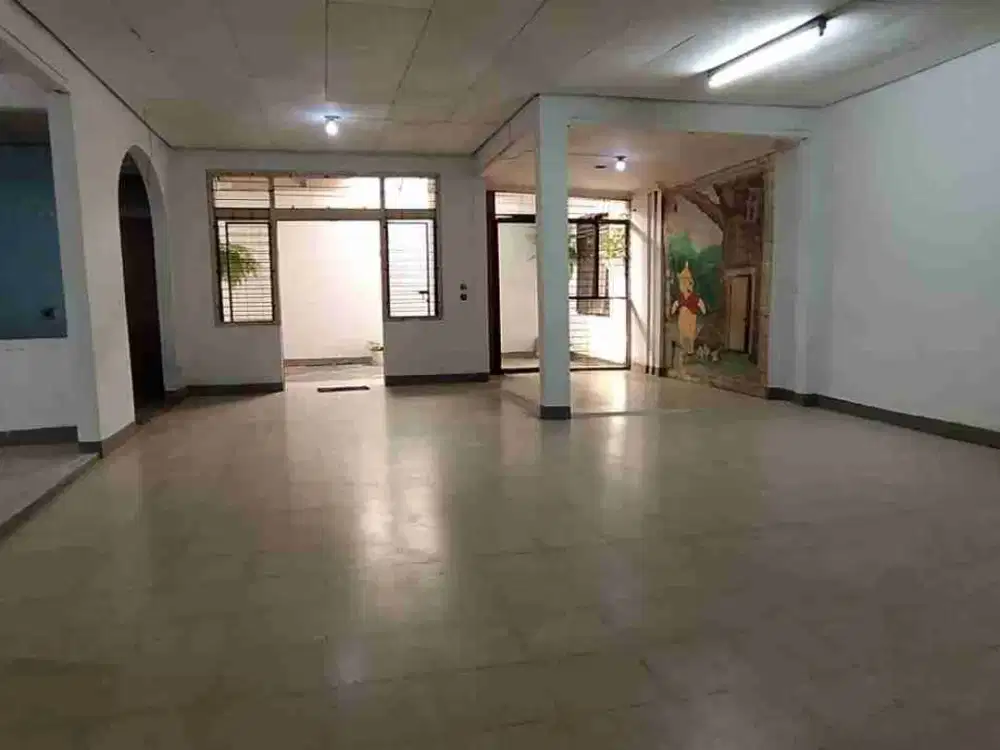 disewakan ruang usaha/ gudang / kantor di holis