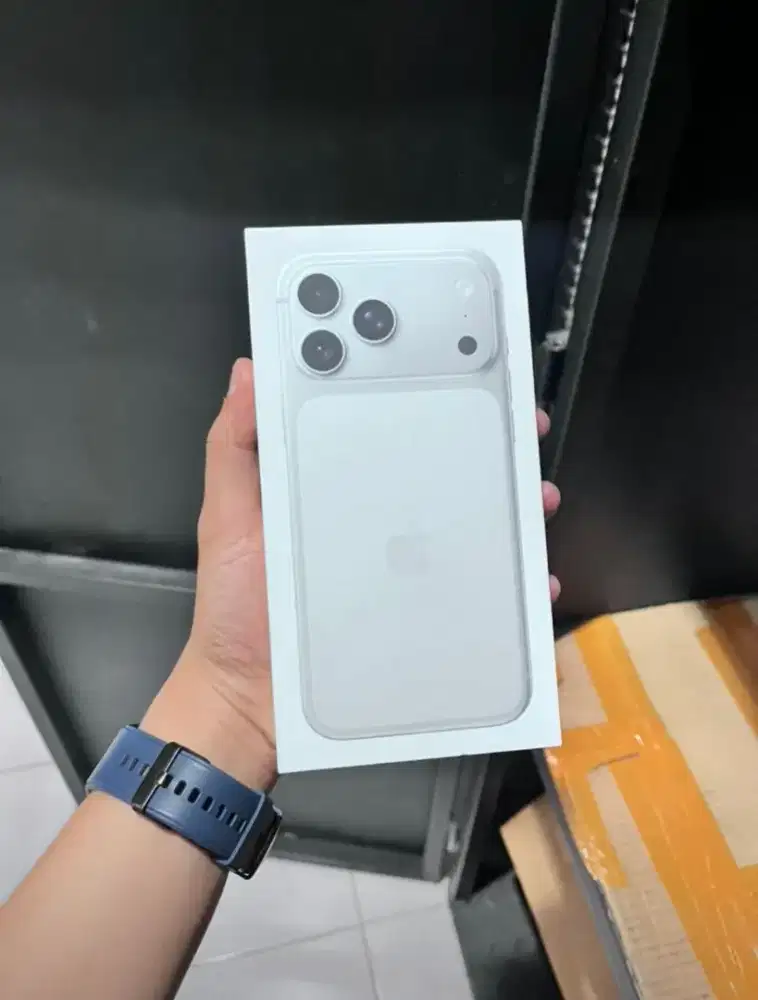 Iphone 17 Pro Max 256GB SILVER  STOCK LIMIT‼️