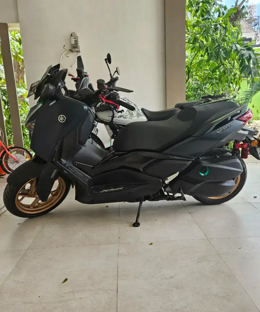 Di jual yamaha X Max conected