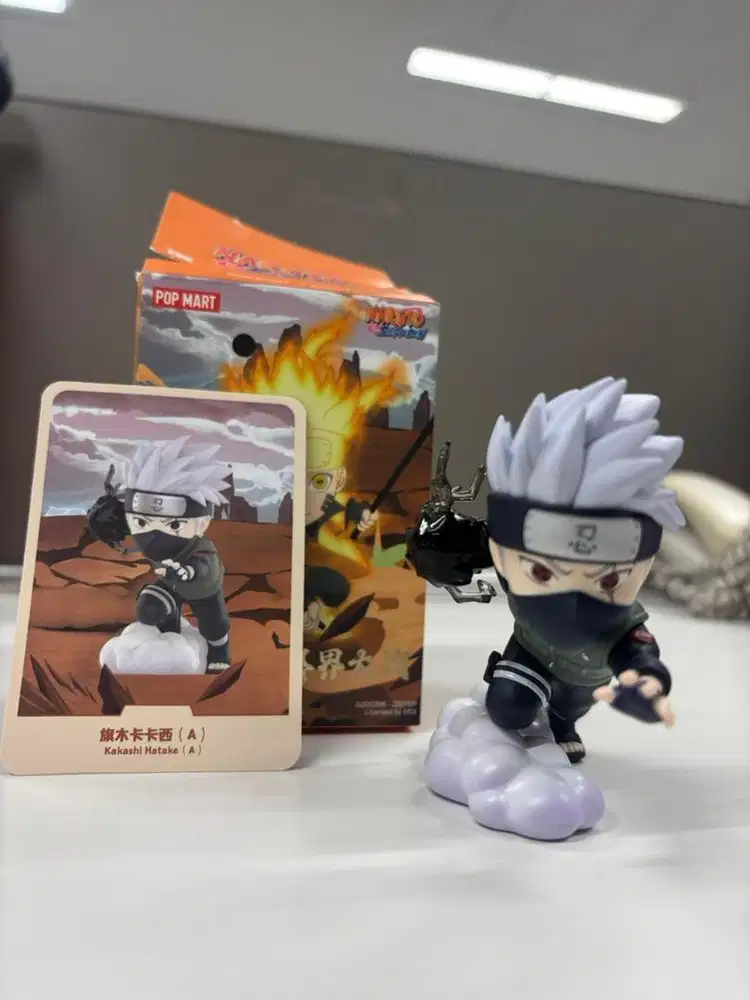 Pop Mart Kakashi - Naruto Shippuden