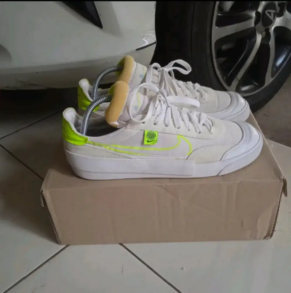 Sepatu second nike drop type HBR wordwide size 41 original