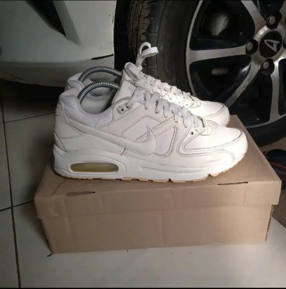 Sepatu second nike air max command trainers size 41 original
