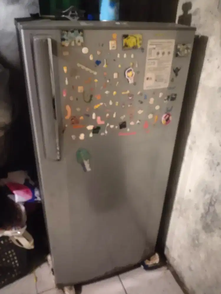 Jual kulkas merk LG jumbo secend