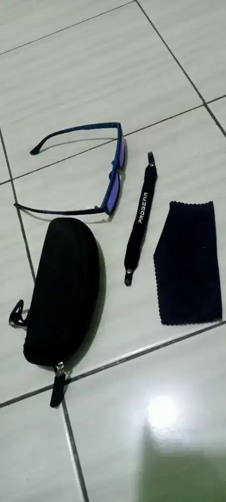 Kacamata olahraga progear original