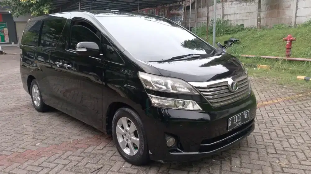 Toyota vellfire 2010