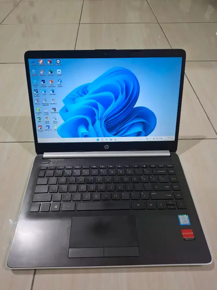Laptop hp core i5 gen 8 ram 8 gb