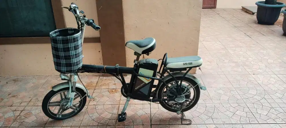 Sepeda Bekas ( hanya bisa dipakai manual )