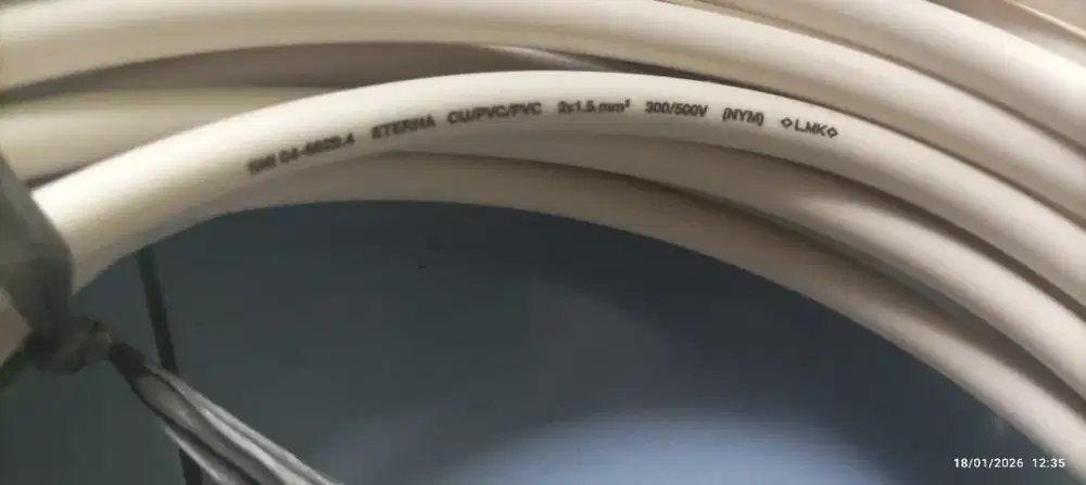 Kabel listrik Eterna ukuran 2 x 1,5 mm 300/500 volt