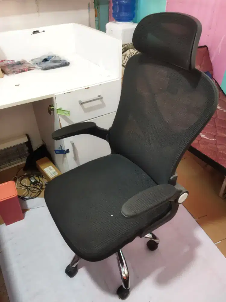 Kursi Gaming bagus Hitam