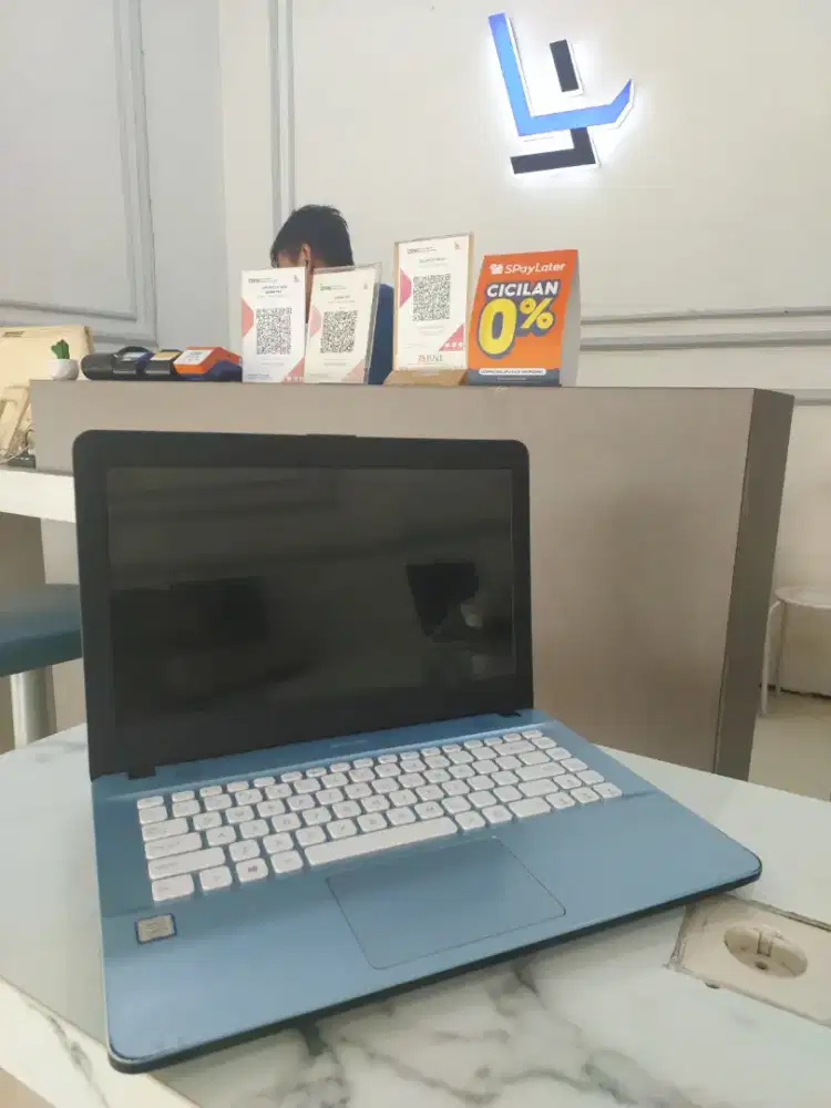 Laotop asus a441 core i3 ram 8gb