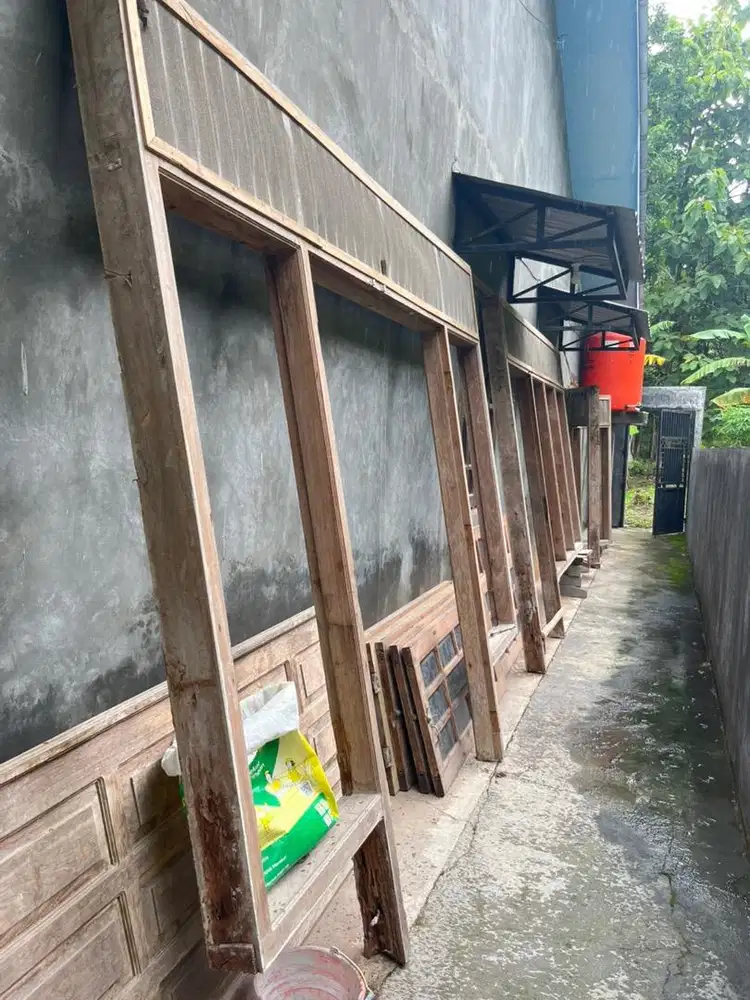 jual kusen pintu dan jendela all yang ada difoto, kayu jati
