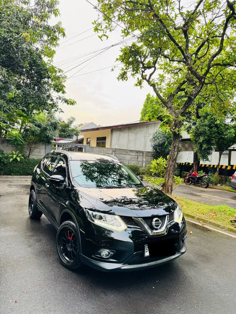 Nissan XTRAIL 2.5 T32 Low KM Siap Pakai
