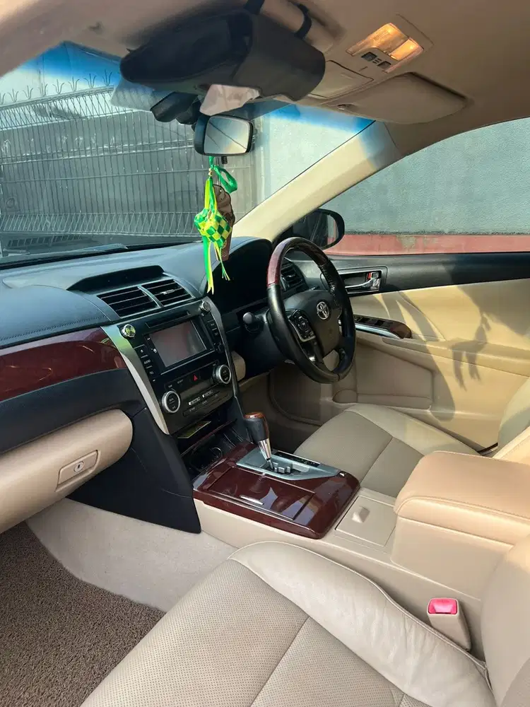 Toyota Camry 2012 Bensin