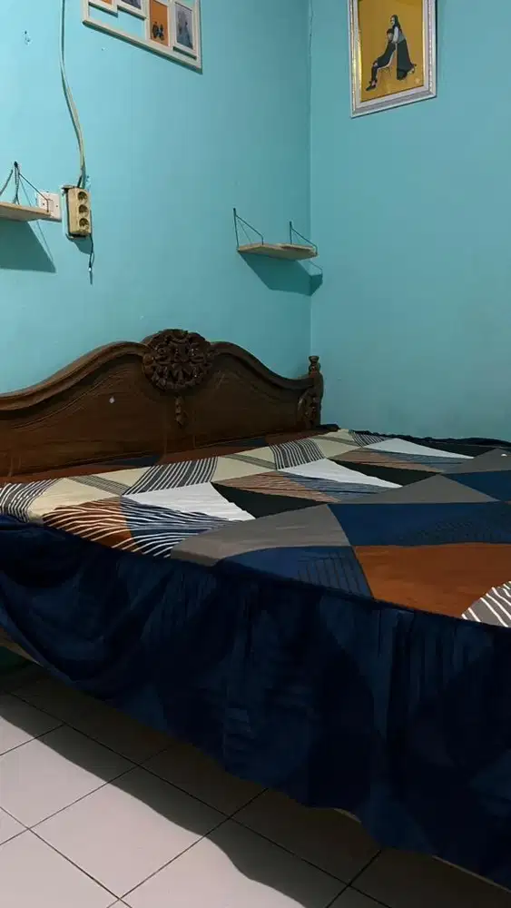 Dipan kayu jati ukiran