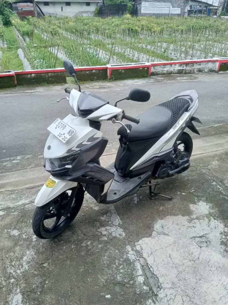 Yamaha Xeon GT 125 Tahun 2015