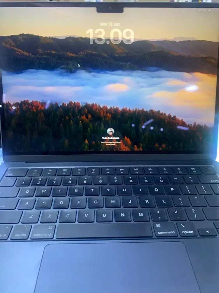 WTS Macbook Air M2 16/256 iBox Garansi Oktober 2026