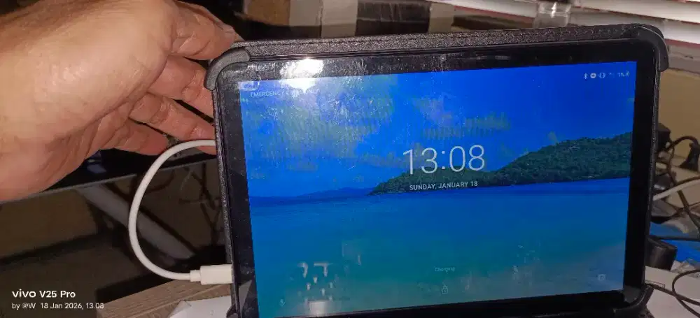 Tablet normal bekas seperti baru