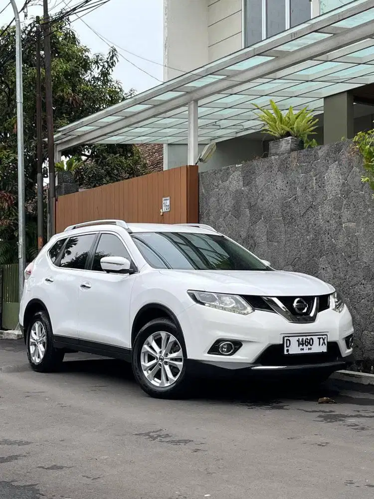 NISSAN ALL NEW XTRAIL  2.0 CVT AT 2015 ISTIMEWA