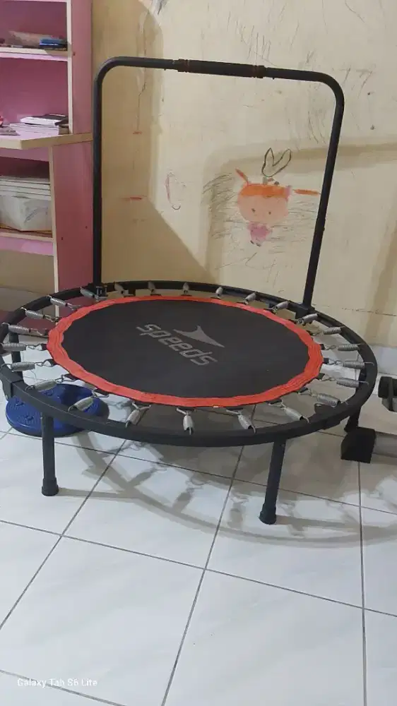 Trampolin second kondisi bagus
