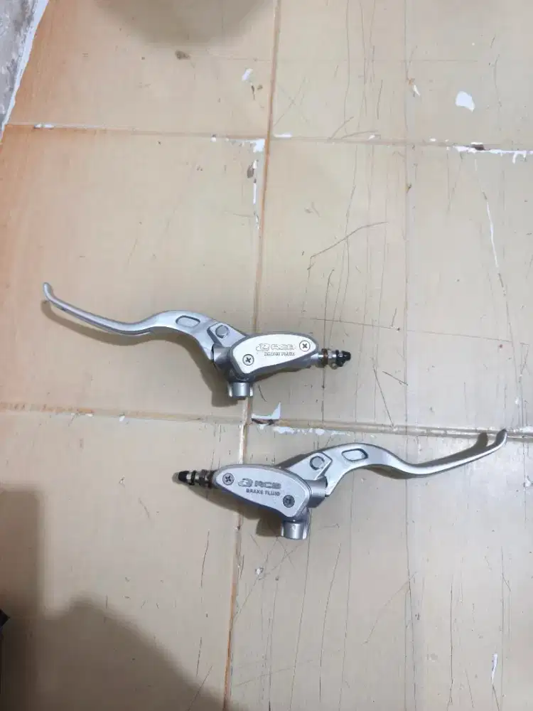 RCB Handle Rem Silver