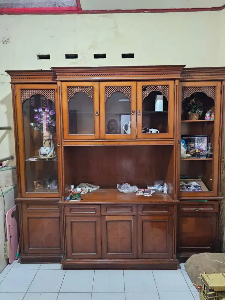 Lemari Buffet Kayu