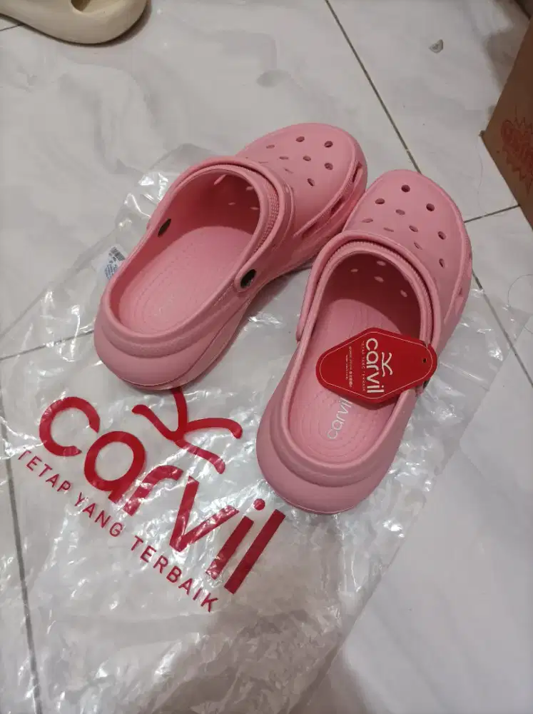 Sendal wanita carvil size 39