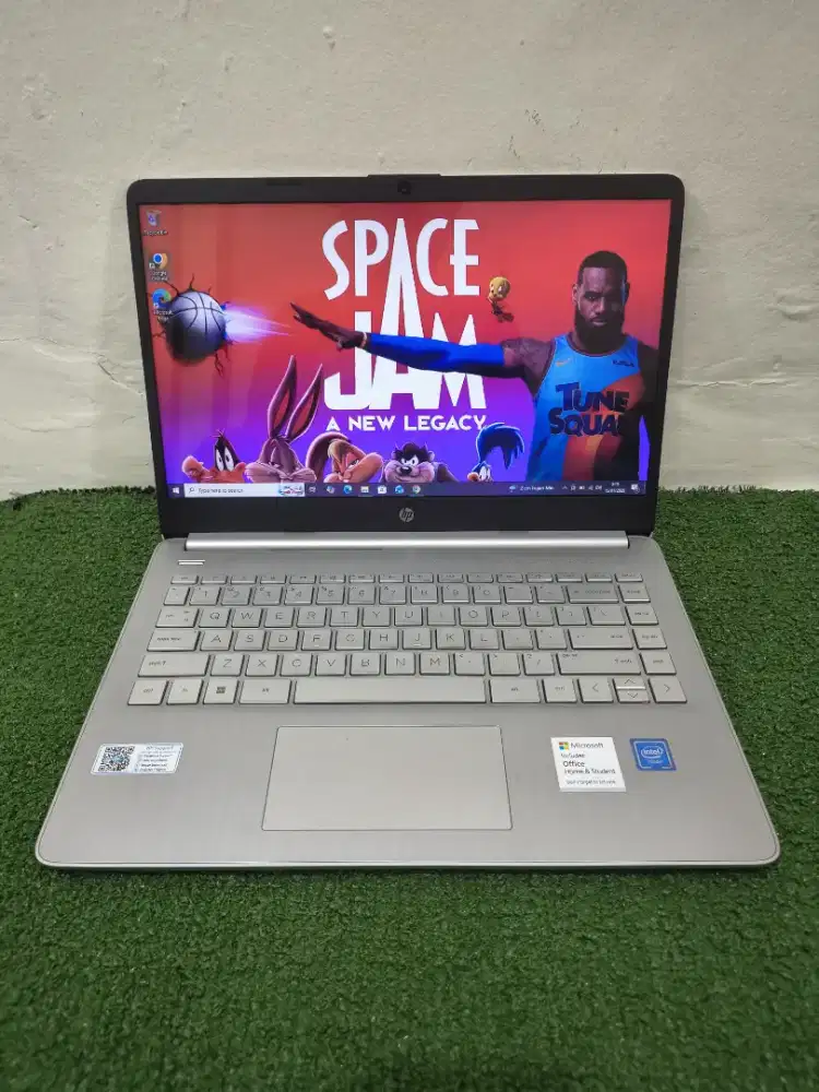 Laptop Hp 14s N4 4/256 Key Backlit