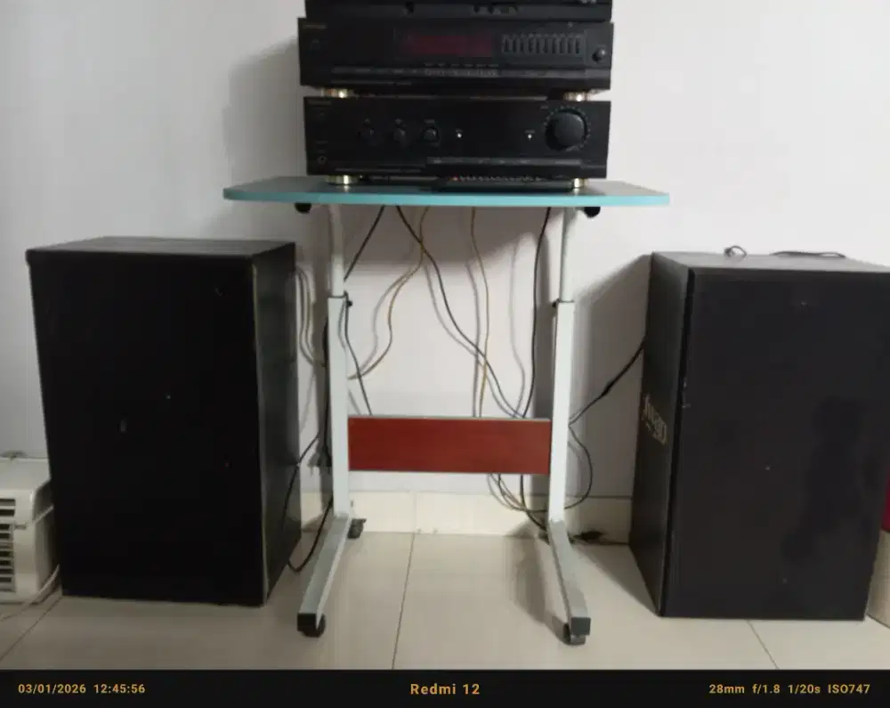 Sepaket amply, equalizer dan spker sherwood