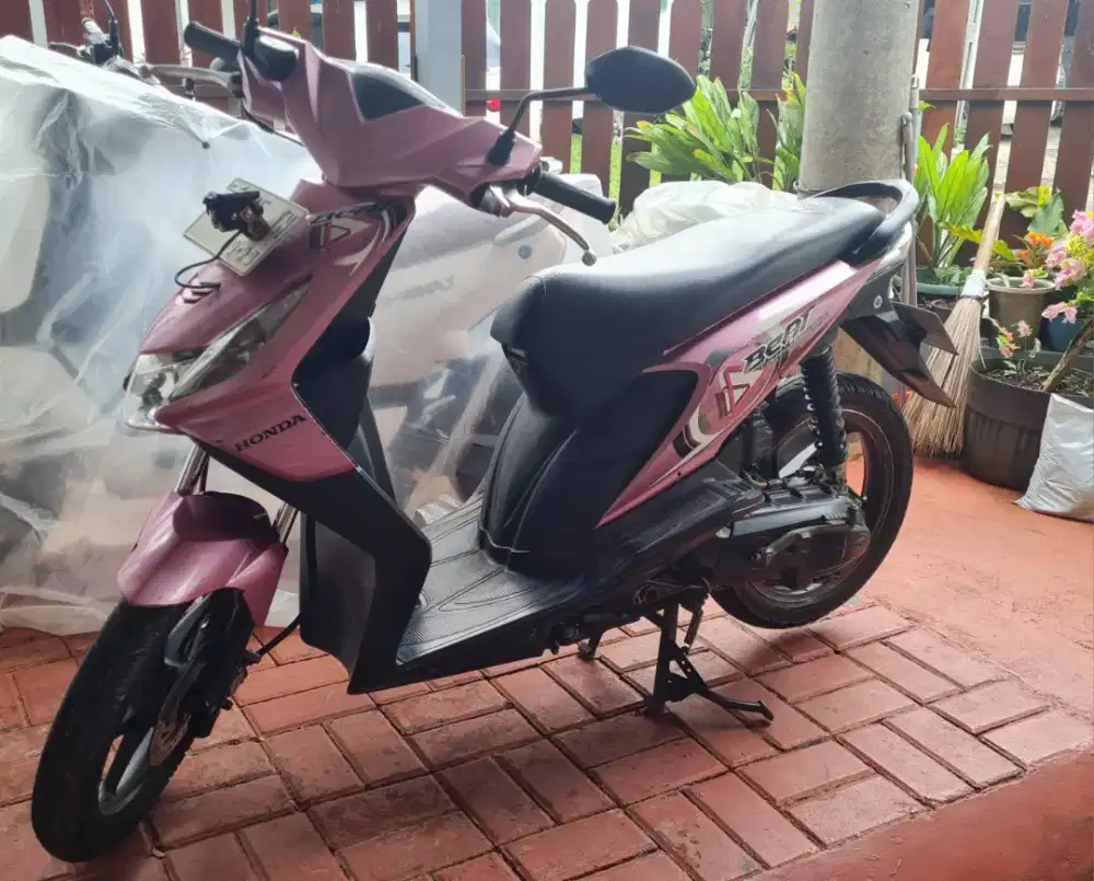 Jual motor beat tahun 2009