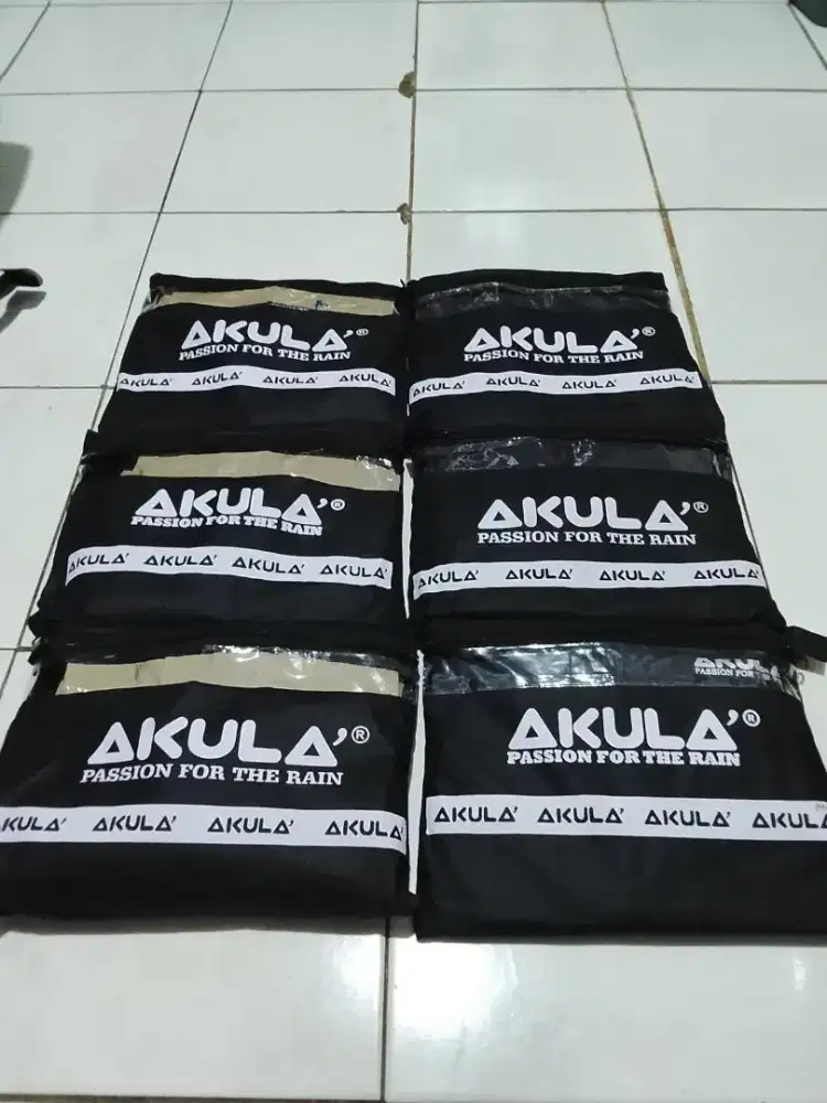 Jas hujan stelan akula