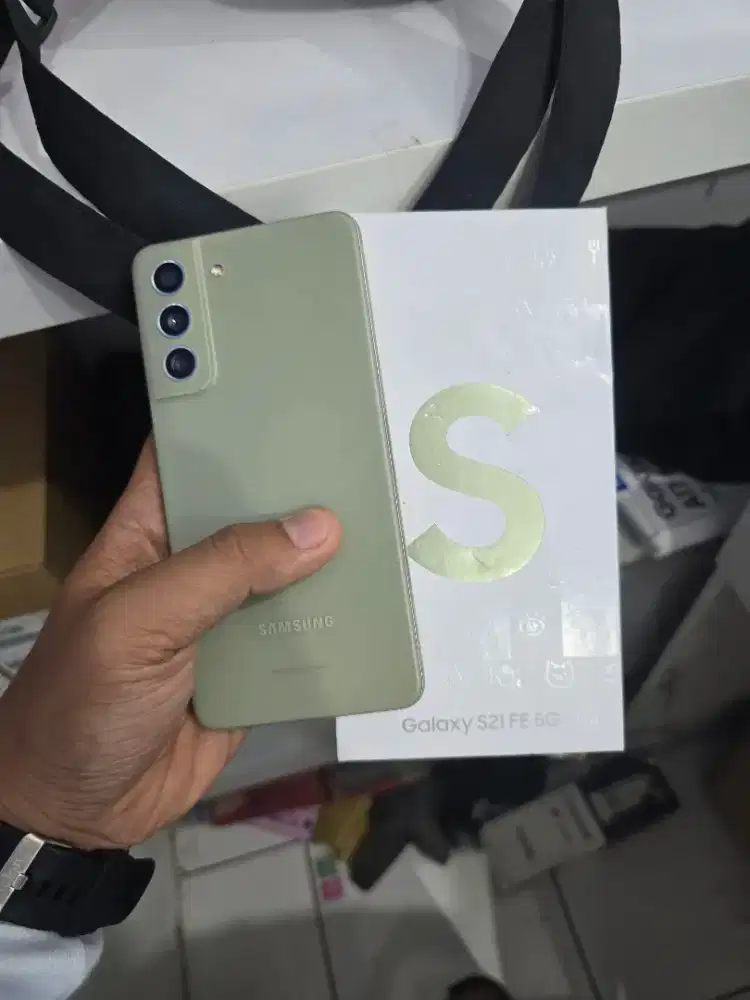 Samsung S21 FE 5G ram 8/256 gb minus garis 1 body mulus full original