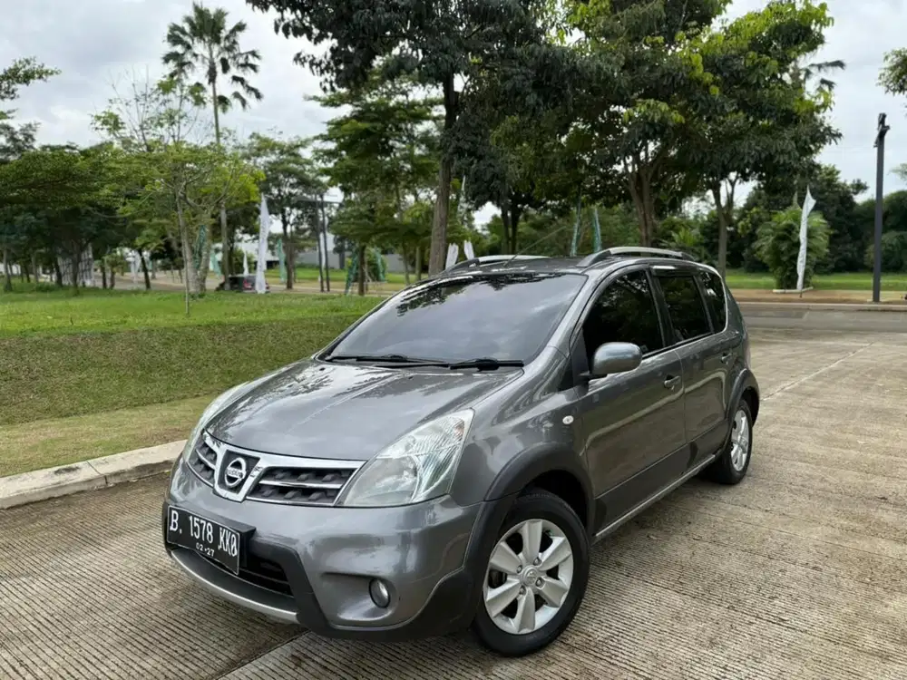 Nissan Livina Xgear Automatic 2012 Grey
