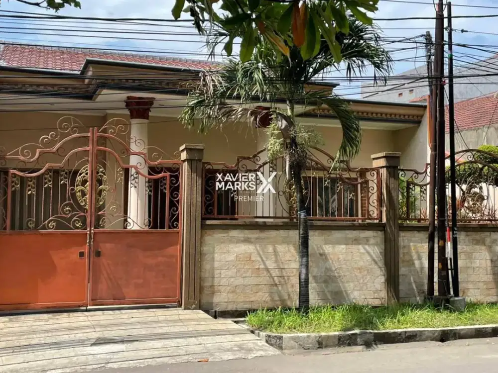 Rumah di Sukomanunggal Surabaya Barat Area Ramai Akses Mudah