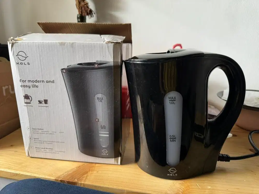 Teko Listrik Kels 1 Liter
